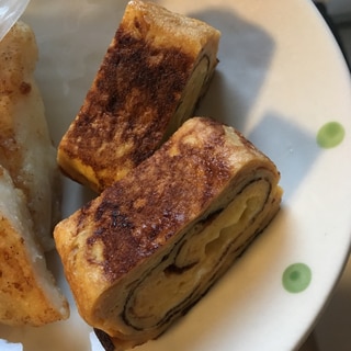 とろけるチーズ入りの、あまーい卵焼き